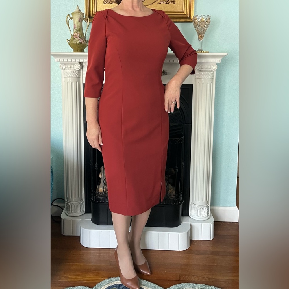 ANTONIO MELANI Rust Midi Dress in very good condition. No flaws.